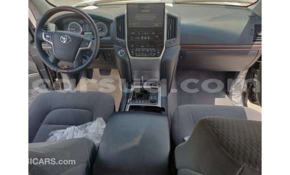 Buy Import Toyota Land Cruiser Black Car in Import - Dubai in Barh el Gazel Buy Import Toyota Land Cruiser Black Car in Import - Dubai in Barh el Gazel