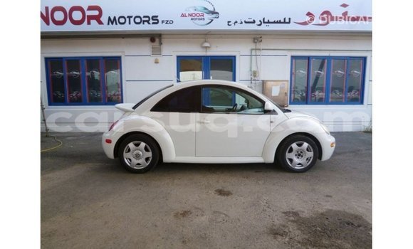 Acheter Import Voiture Volkswagen Beetle Blanc à Import - Dubai, Barh el Gazel Acheter Import Voiture Volkswagen Beetle Blanc à Import - Dubai, Barh el Gazel