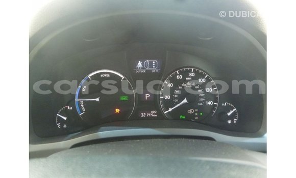 Acheter Import Voiture Lexus RX Blanc à Import - Dubai, Barh el Gazel Acheter Import Voiture Lexus RX Blanc à Import - Dubai, Barh el Gazel