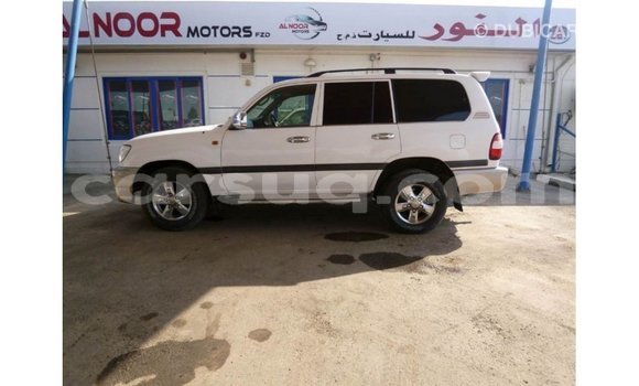 Acheter Import Voiture Toyota Land Cruiser Blanc à Import - Dubai, Barh el Gazel Acheter Import Voiture Toyota Land Cruiser Blanc à Import - Dubai, Barh el Gazel