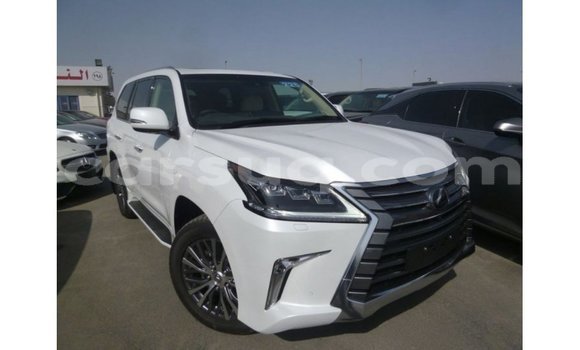 Acheter Import Voiture Lexus LX Blanc à Import - Dubai, Barh el Gazel Acheter Import Voiture Lexus LX Blanc à Import - Dubai, Barh el Gazel