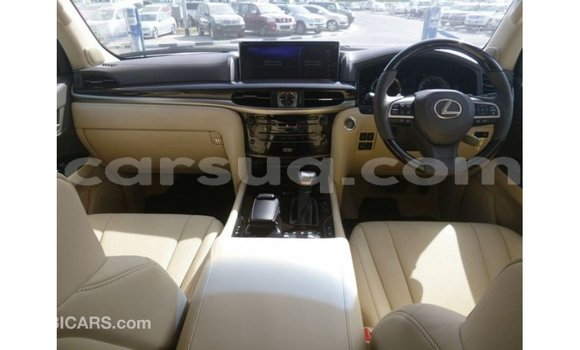 Acheter Import Voiture Lexus LX Blanc à Import - Dubai, Barh el Gazel Acheter Import Voiture Lexus LX Blanc à Import - Dubai, Barh el Gazel