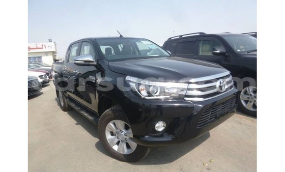Acheter Import Voiture Toyota Hilux Noir à Import - Dubai, Barh el Gazel Acheter Import Voiture Toyota Hilux Noir à Import - Dubai, Barh el Gazel