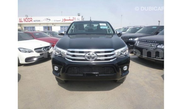 Acheter Import Voiture Toyota Hilux Noir à Import - Dubai, Barh el Gazel Acheter Import Voiture Toyota Hilux Noir à Import - Dubai, Barh el Gazel