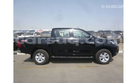 Acheter Import Voiture Toyota Hilux Noir à Import - Dubai, Barh el Gazel Acheter Import Voiture Toyota Hilux Noir à Import - Dubai, Barh el Gazel