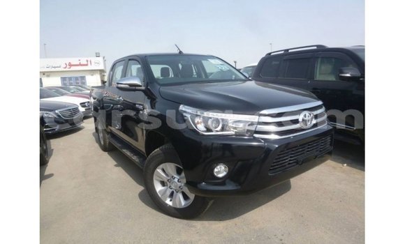 Acheter Import Voiture Toyota Hilux Noir à Import - Dubai, Barh el Gazel Acheter Import Voiture Toyota Hilux Noir à Import - Dubai, Barh el Gazel