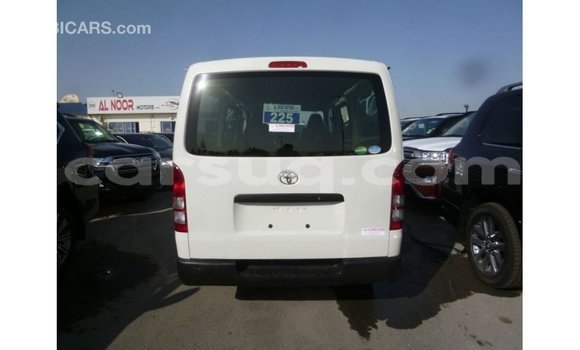 Acheter Import Voiture Toyota Hiace Blanc à Import - Dubai, Barh el Gazel Acheter Import Voiture Toyota Hiace Blanc à Import - Dubai, Barh el Gazel