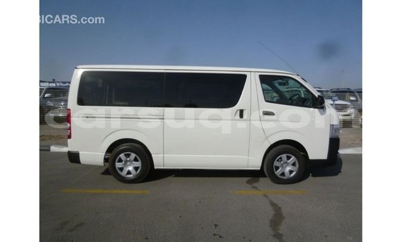 Acheter Import Voiture Toyota Hiace Blanc à Import - Dubai, Barh el Gazel Acheter Import Voiture Toyota Hiace Blanc à Import - Dubai, Barh el Gazel