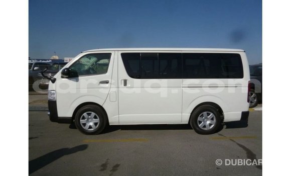 Acheter Import Voiture Toyota Hiace Blanc à Import - Dubai, Barh el Gazel Acheter Import Voiture Toyota Hiace Blanc à Import - Dubai, Barh el Gazel