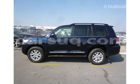 Acheter Import Voiture Toyota Land Cruiser Bleu à Import - Dubai, Barh el Gazel Acheter Import Voiture Toyota Land Cruiser Bleu à Import - Dubai, Barh el Gazel