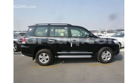 Acheter Import Voiture Toyota Land Cruiser Noir à Import - Dubai, Barh el Gazel Acheter Import Voiture Toyota Land Cruiser Noir à Import - Dubai, Barh el Gazel