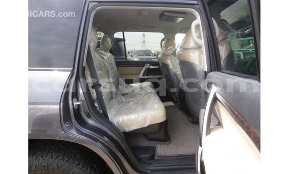 Acheter Import Voiture Toyota Land Cruiser Autre à Import - Dubai, Barh el Gazel Acheter Import Voiture Toyota Land Cruiser Autre à Import - Dubai, Barh el Gazel