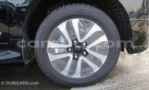 Acheter Import Voiture Toyota Land Cruiser Noir à Import - Dubai, Barh el Gazel Acheter Import Voiture Toyota Land Cruiser Noir à Import - Dubai, Barh el Gazel