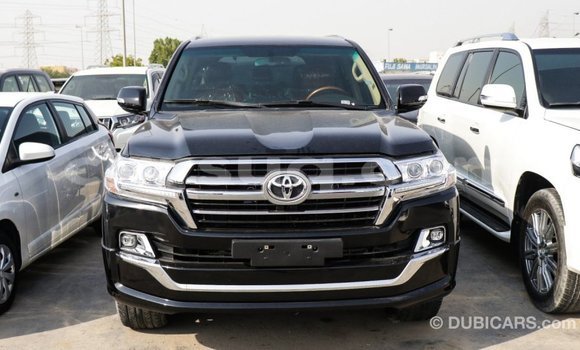 Acheter Import Voiture Toyota Land Cruiser Noir à Import - Dubai, Barh el Gazel Acheter Import Voiture Toyota Land Cruiser Noir à Import - Dubai, Barh el Gazel