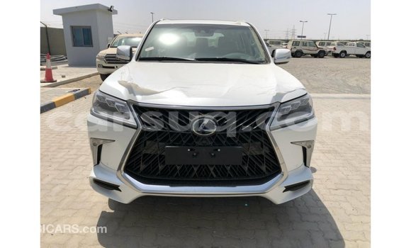 Acheter Import Voiture Lexus LX Blanc à Import - Dubai, Barh el Gazel Acheter Import Voiture Lexus LX Blanc à Import - Dubai, Barh el Gazel
