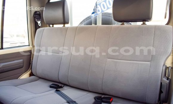 Buy Import Toyota Land Cruiser White Car in Import - Dubai in Barh el Gazel Buy Import Toyota Land Cruiser White Car in Import - Dubai in Barh el Gazel