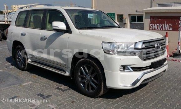 Buy Import Toyota Land Cruiser White Car in Import - Dubai in Barh el Gazel Buy Import Toyota Land Cruiser White Car in Import - Dubai in Barh el Gazel