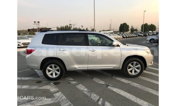 Acheter Import Voiture Toyota Highlander Autre à Import - Dubai, Barh el Gazel Acheter Import Voiture Toyota Highlander Autre à Import - Dubai, Barh el Gazel
