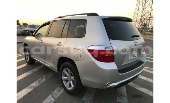 Acheter Import Voiture Toyota Highlander Autre à Import - Dubai, Barh el Gazel Acheter Import Voiture Toyota Highlander Autre à Import - Dubai, Barh el Gazel