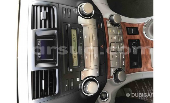 Buy Import Toyota Highlander Black Car in Import - Dubai in Barh el Gazel Buy Import Toyota Highlander Black Car in Import - Dubai in Barh el Gazel