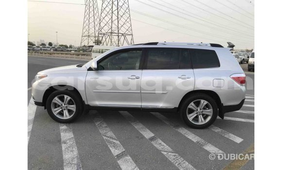 Buy Import Toyota Highlander Other Car in Import - Dubai in Barh el Gazel Buy Import Toyota Highlander Other Car in Import - Dubai in Barh el Gazel