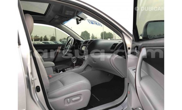 Buy Import Toyota Highlander Other Car in Import - Dubai in Barh el Gazel Buy Import Toyota Highlander Other Car in Import - Dubai in Barh el Gazel
