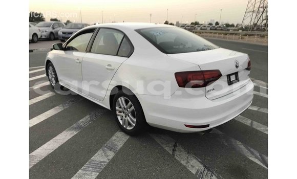 Buy Import Volkswagen Jetta White Car in Import - Dubai in Barh el Gazel Buy Import Volkswagen Jetta White Car in Import - Dubai in Barh el Gazel