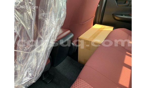Buy Import Toyota Hilux Other Car in Import - Dubai in Barh el Gazel Buy Import Toyota Hilux Other Car in Import - Dubai in Barh el Gazel