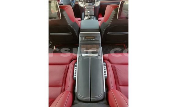 Buy Import Toyota Land Cruiser Black Car in Import - Dubai in Barh el Gazel Buy Import Toyota Land Cruiser Black Car in Import - Dubai in Barh el Gazel