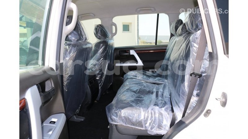 Big with watermark e8a6ec2b 3d8c 40c3 8569 d5d57bbbea02