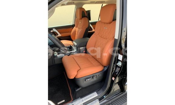 Buy Import Toyota Land Cruiser Black Car in Import - Dubai in Barh el Gazel Buy Import Toyota Land Cruiser Black Car in Import - Dubai in Barh el Gazel