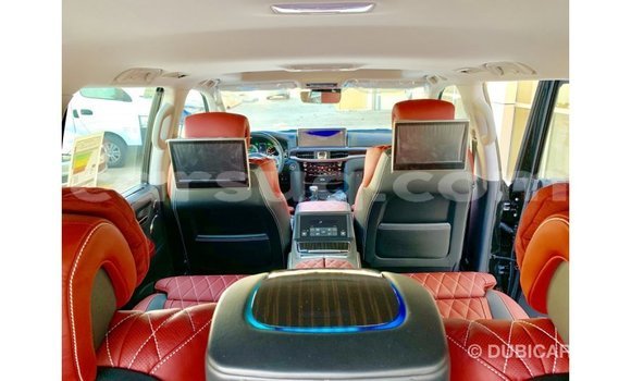Acheter Import Voiture Lexus LX Rouge à Import - Dubai, Barh el Gazel Acheter Import Voiture Lexus LX Rouge à Import - Dubai, Barh el Gazel