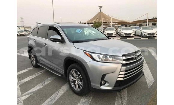 Buy Import Toyota Highlander Other Car in Import - Dubai in Barh el Gazel Buy Import Toyota Highlander Other Car in Import - Dubai in Barh el Gazel