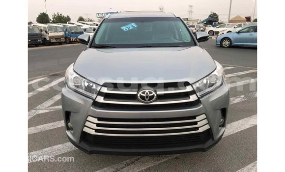 Buy Import Toyota Highlander Other Car in Import - Dubai in Barh el Gazel Buy Import Toyota Highlander Other Car in Import - Dubai in Barh el Gazel
