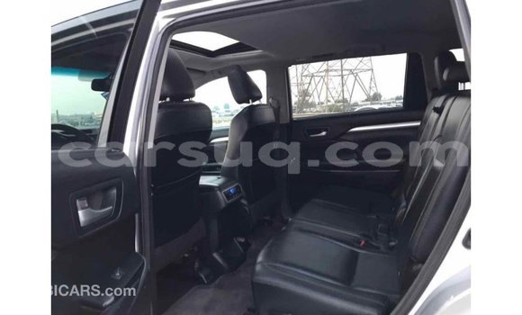 Buy Import Toyota Highlander Other Car in Import - Dubai in Barh el Gazel Buy Import Toyota Highlander Other Car in Import - Dubai in Barh el Gazel