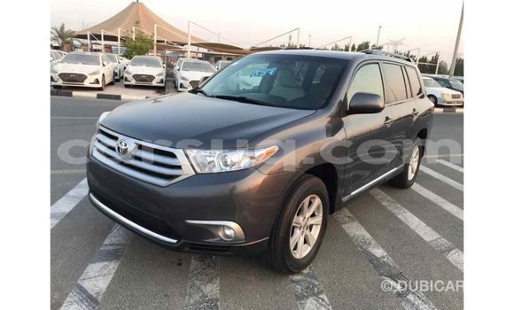 Acheter Import Voiture Toyota Highlander Autre à Import - Dubai, Barh el Gazel Acheter Import Voiture Toyota Highlander Autre à Import - Dubai, Barh el Gazel