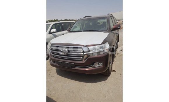 Acheter Import Voiture Toyota Land Cruiser Marron à Import - Dubai, Barh el Gazel Acheter Import Voiture Toyota Land Cruiser Marron à Import - Dubai, Barh el Gazel