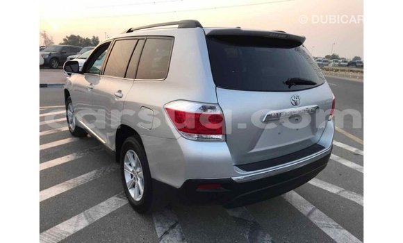 Acheter Import Voiture Toyota Highlander Autre à Import - Dubai, Barh el Gazel Acheter Import Voiture Toyota Highlander Autre à Import - Dubai, Barh el Gazel