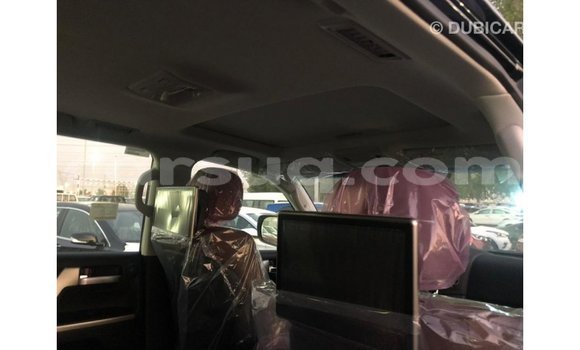 Acheter Import Voiture Toyota Land Cruiser Noir à Import - Dubai, Barh el Gazel Acheter Import Voiture Toyota Land Cruiser Noir à Import - Dubai, Barh el Gazel