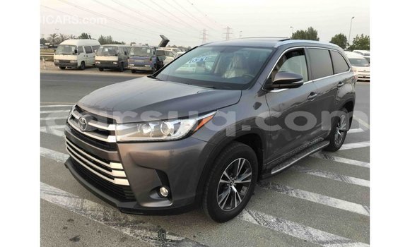 Buy Import Toyota Highlander Other Car in Import - Dubai in Barh el Gazel Buy Import Toyota Highlander Other Car in Import - Dubai in Barh el Gazel