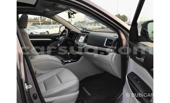Buy Import Toyota Highlander Other Car in Import - Dubai in Barh el Gazel Buy Import Toyota Highlander Other Car in Import - Dubai in Barh el Gazel
