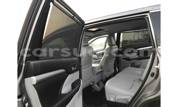 Buy Import Toyota Highlander Other Car in Import - Dubai in Barh el Gazel Buy Import Toyota Highlander Other Car in Import - Dubai in Barh el Gazel