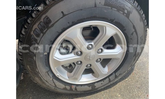 Acheter Import Voiture Mitsubishi L200 Noir à Import - Dubai, Barh el Gazel Acheter Import Voiture Mitsubishi L200 Noir à Import - Dubai, Barh el Gazel