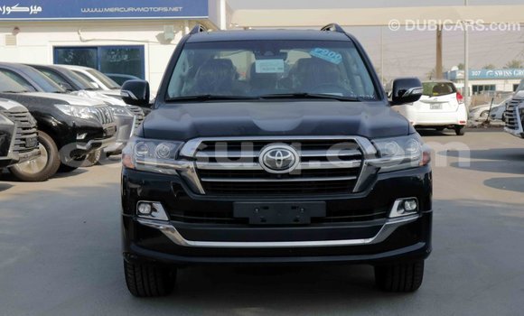 Acheter Import Voiture Toyota Land Cruiser Noir à Import - Dubai, Barh el Gazel Acheter Import Voiture Toyota Land Cruiser Noir à Import - Dubai, Barh el Gazel