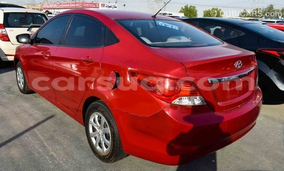 Acheter Import Voiture Hyundai Accent Rouge à Import - Dubai, Barh el Gazel Acheter Import Voiture Hyundai Accent Rouge à Import - Dubai, Barh el Gazel