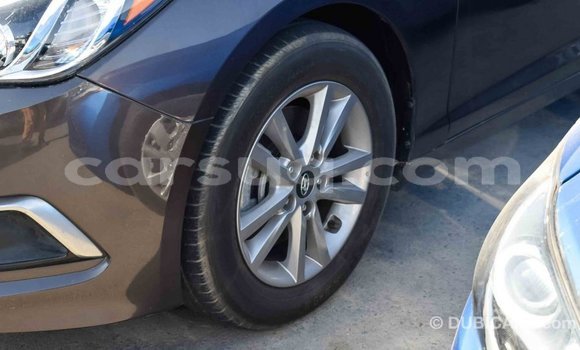 Acheter Import Voiture Hyundai Sonata Marron à Import - Dubai, Barh el Gazel Acheter Import Voiture Hyundai Sonata Marron à Import - Dubai, Barh el Gazel