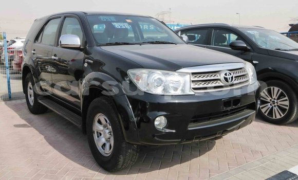 Acheter Import Voiture Toyota Fortuner Noir à Import - Dubai, Barh el Gazel Acheter Import Voiture Toyota Fortuner Noir à Import - Dubai, Barh el Gazel