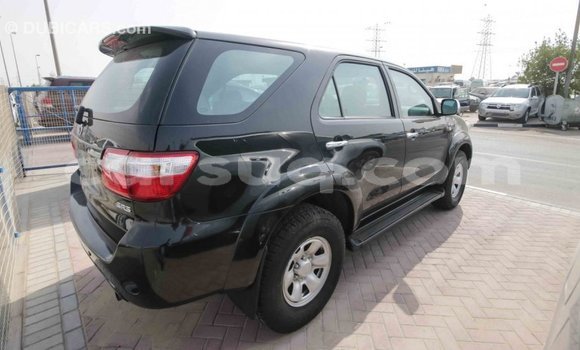 Acheter Import Voiture Toyota Fortuner Noir à Import - Dubai, Barh el Gazel Acheter Import Voiture Toyota Fortuner Noir à Import - Dubai, Barh el Gazel