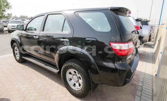 Acheter Import Voiture Toyota Fortuner Noir à Import - Dubai, Barh el Gazel Acheter Import Voiture Toyota Fortuner Noir à Import - Dubai, Barh el Gazel