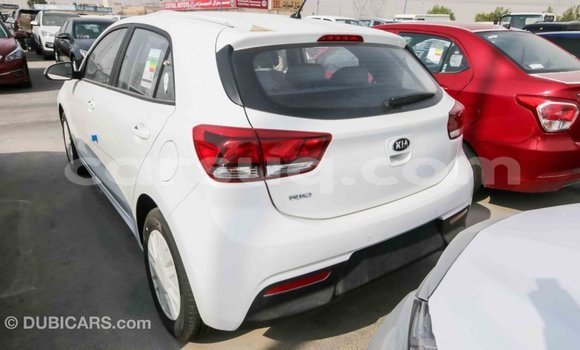 Acheter Import Voiture Kia Rio Blanc à Import - Dubai, Barh el Gazel Acheter Import Voiture Kia Rio Blanc à Import - Dubai, Barh el Gazel